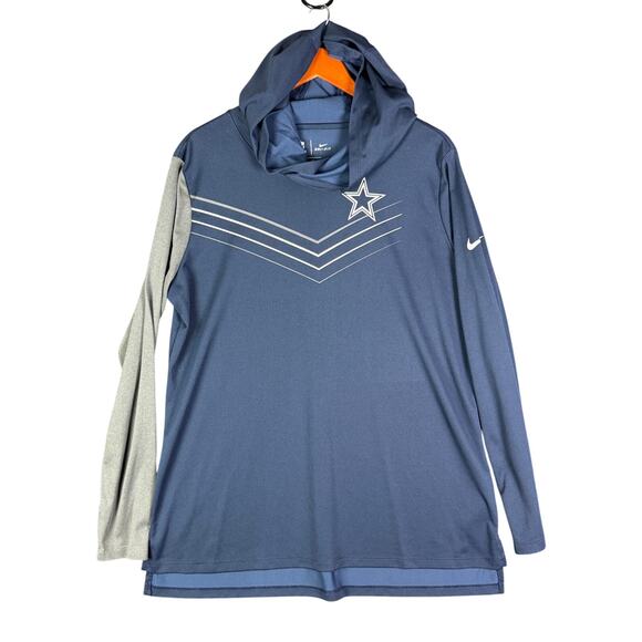 Nike Tops - Nike Dallas Cowboys NFL Chevron Long Sleeve‎ Lightweight Hoodie Blue Womens XL